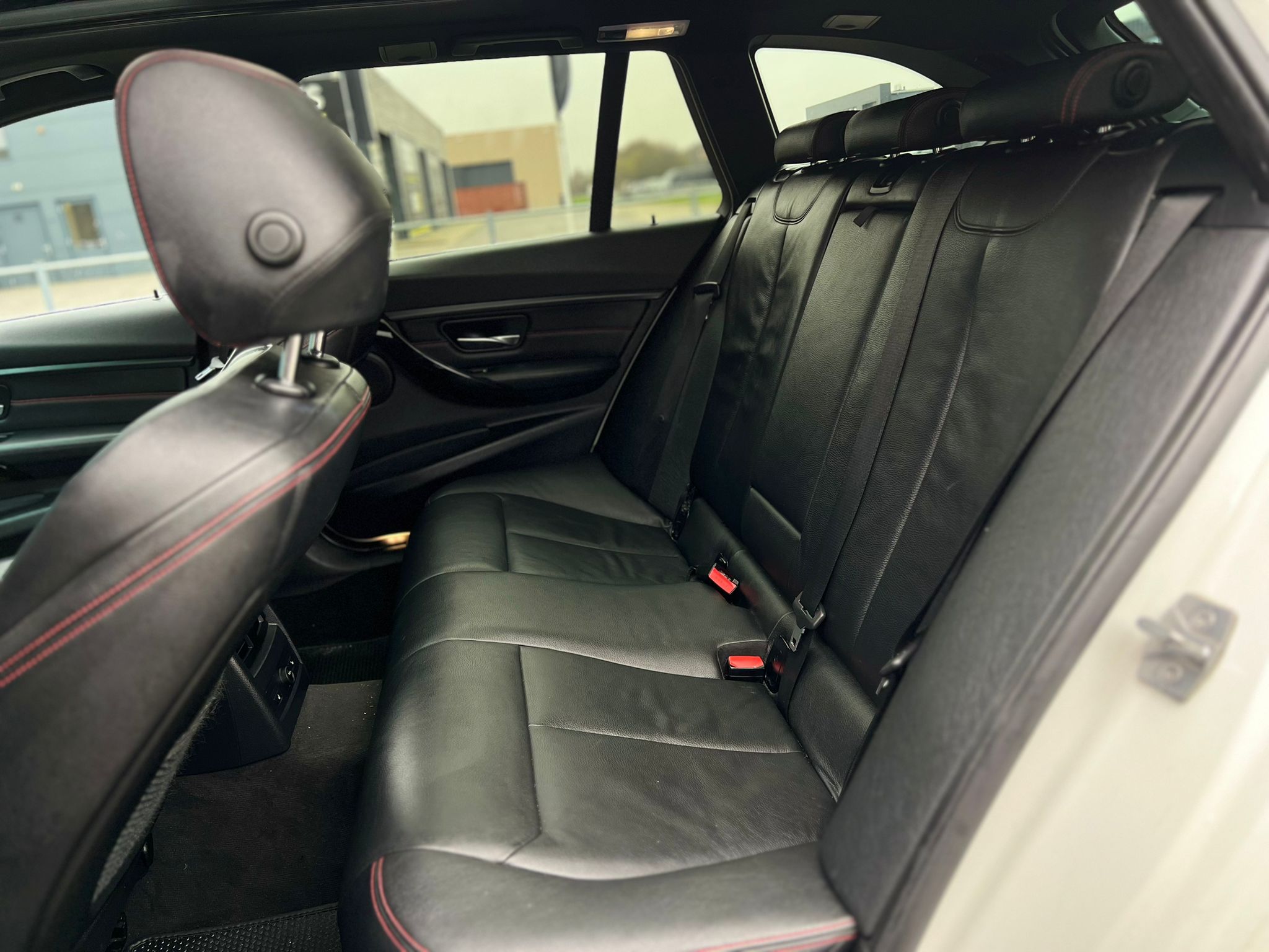 BMW 320D F31 Automaat thumbnail 19
